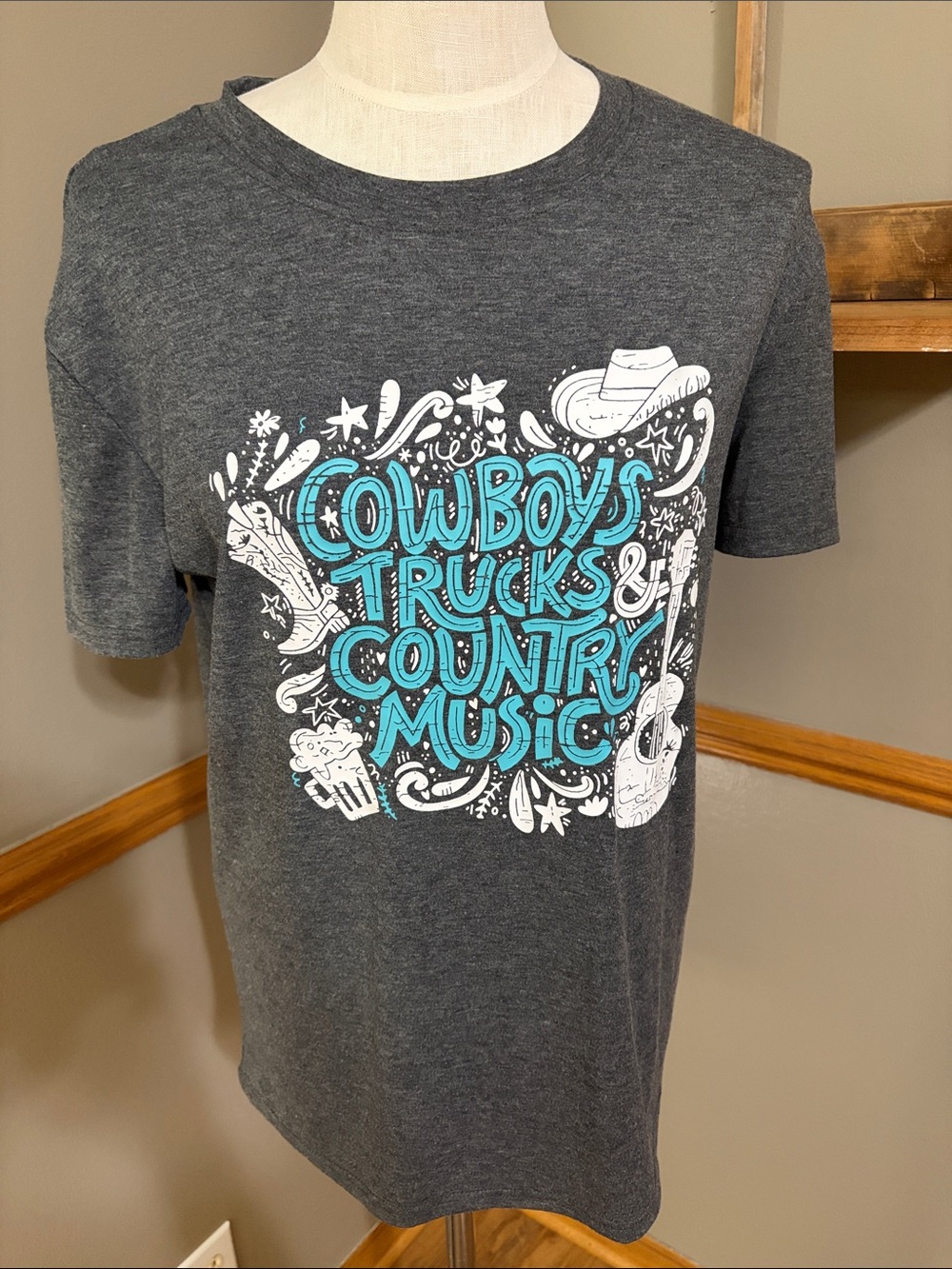 Womrn’s Cowboys Trucks & Country Music' Graphic Tee - Charcoal size medium